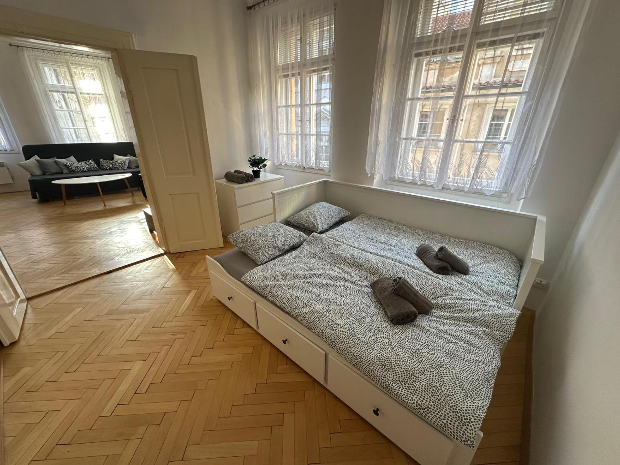 Nerudova Apartments Prag Exterior foto